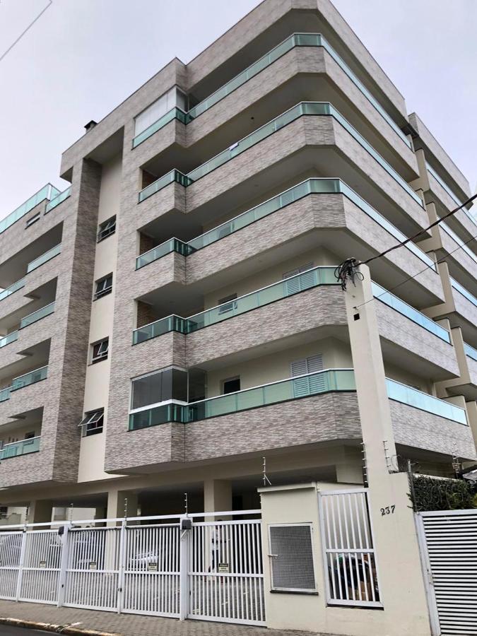 Apartamento No Itagua, Vista Panoramica Do Mar, Otima Localizacao - Edificio Mikonos Ubatuba Exterior photo